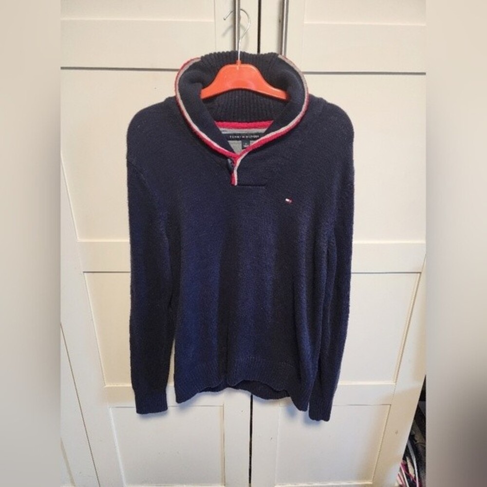 TOMMY HILFIGER PULL ON sweater Medium